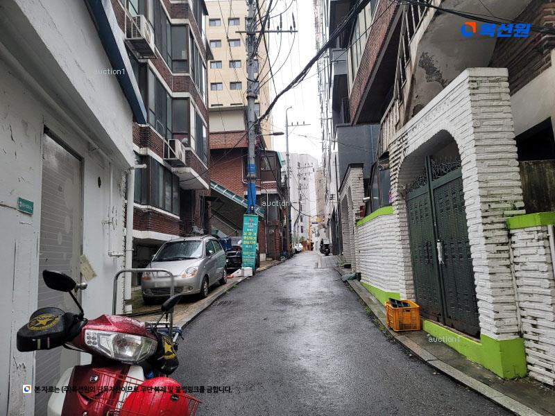 2023타경57705 서울특별시 강동구 진황도로25길 18, 스카이캐슬라 8층 805호 다세대(빌라) 경매 이미지