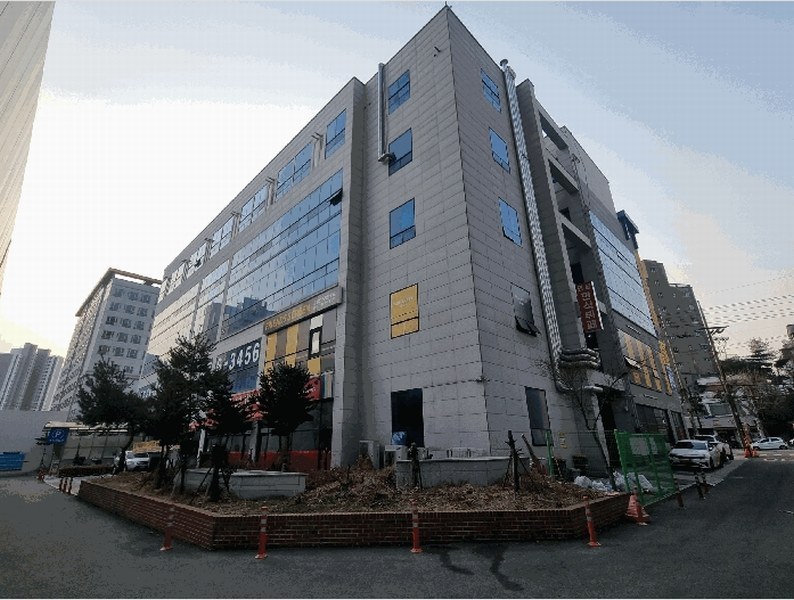2024타경16570 인천광역시 미추홀구 한나루로 420, 학익동월드타워 1층 107호 근린상가 경매 이미지