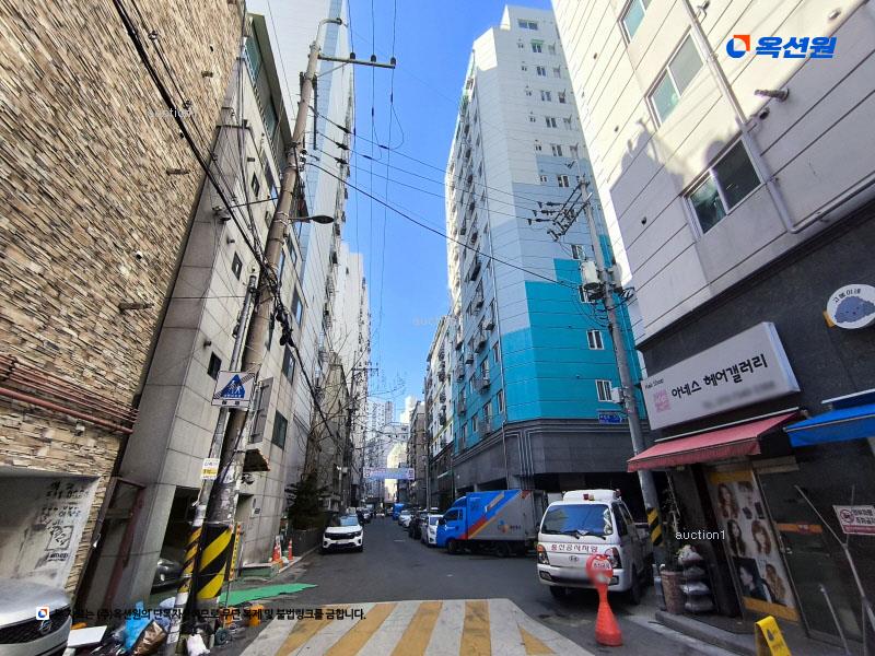 2024타경577112 인천광역시 부평구 부일로 20-8, 휴플러스1차 9층 904호 오피스텔[계약27평형] 경매 이미지