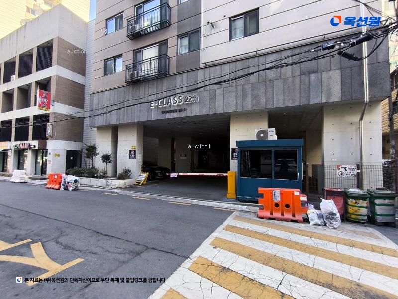 2024타경578740 인천광역시 부평구 장제로52번길 10-3, 중앙이클래스22차 3층 303호 오피스텔[계약25평형] 경매 이미지