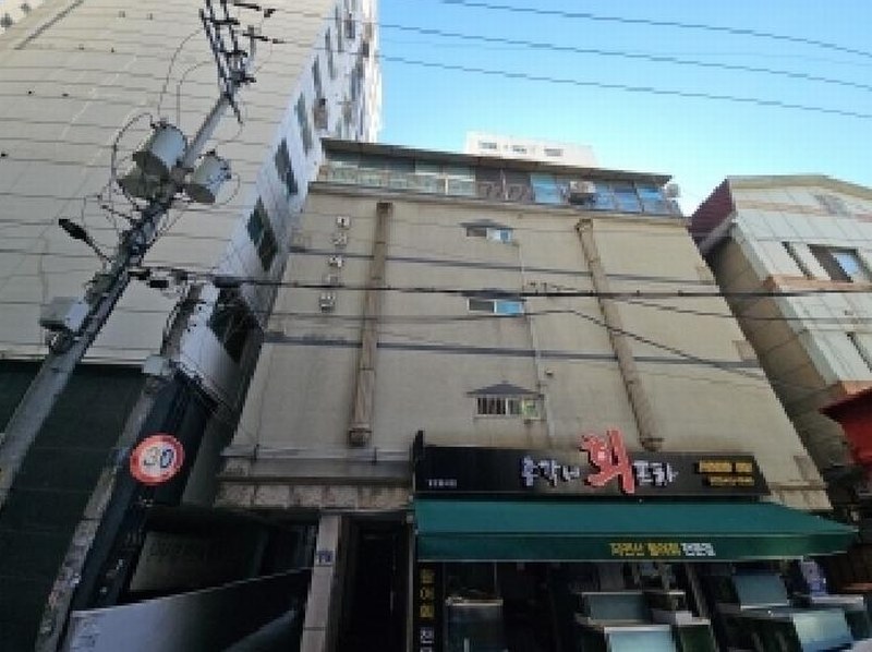 2025타경505510 인천광역시 부평구 부일로19번길 8, 대명아트빌 4층 401호 다세대(빌라)[공급18평형] 경매 이미지