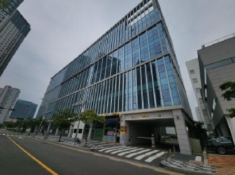 2025타경509059 인천광역시 연수구 하모니로188번길 8, 이든메디타워 1층 112호 근린상가 경매 이미지