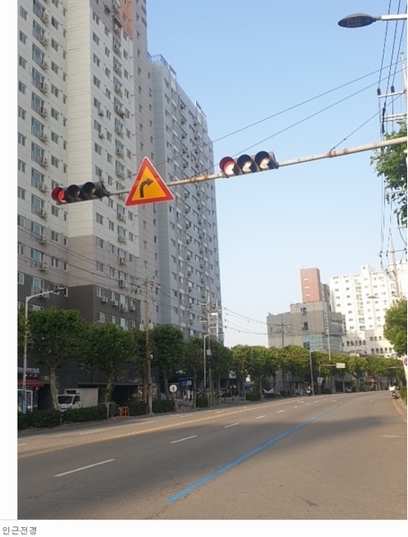 2023타경515582 인천광역시 미추홀구 경인로 155, 행복타운 2동 8층 801호 다세대(빌라)[공급18평형] 경매 이미지