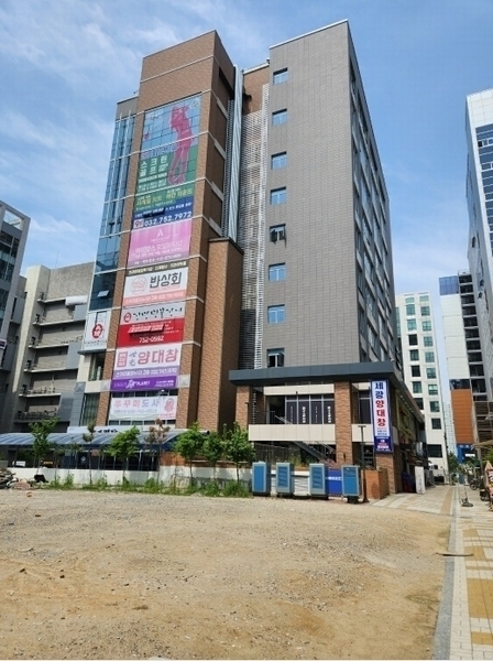 2024타경5358 인천광역시 중구 하늘달빛로 90-7, 스카이에비뉴 8층 805호 근린상가 경매 이미지