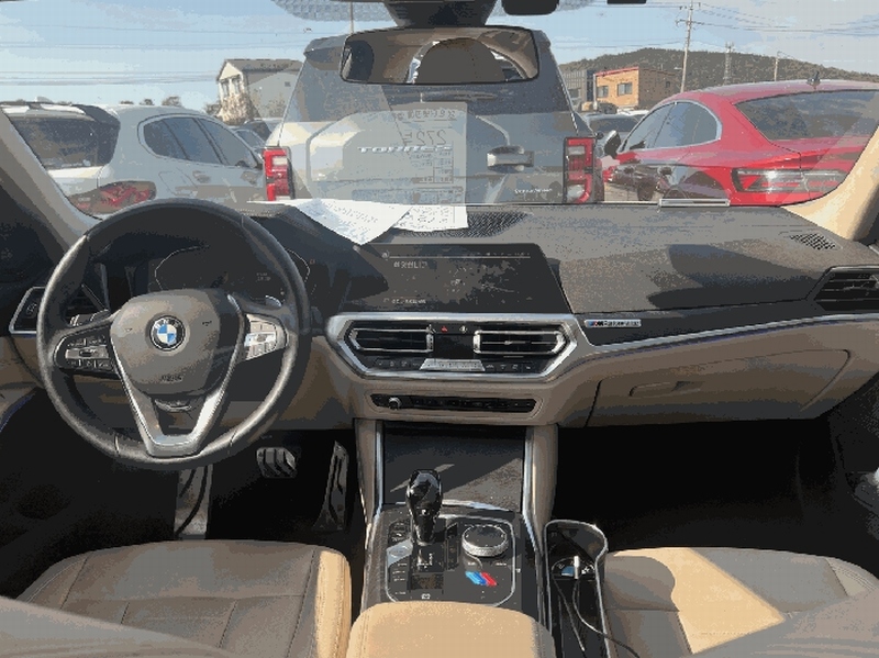 2025타경512537 인천광역시 중구 운북동 572-26, 오토마트 BMW 320d Luxury 경매 이미지