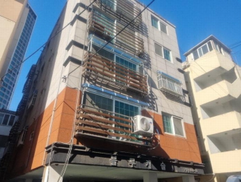 2025타경508376 인천광역시 남동구 문화서로61번길 42-1, 블루캐슬다세대주택 2층 202호 다세대(빌라)[공급19평형] 경매 이미지