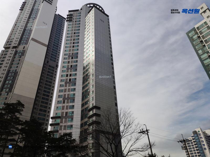 2025타경508588 인천광역시 미추홀구 아암대로29번길 16, 인천용현엑슬루타워 103동 36층 3603호 아파트[공급52평형] 경매 이미지