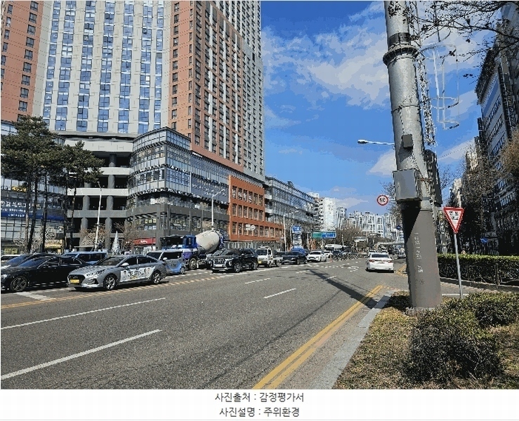 2025타경32792 경기도 부천시 원미구 신흥로 223, 신중동역랜드마크푸르지오시티 2층 233호 근린상가 경매 이미지