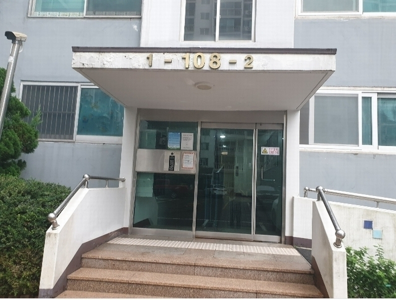 2024타경49269 경기도 김포시 봉화로 59-17, 농장마을 108동 2층 201호 아파트[공급21평형] 경매 이미지