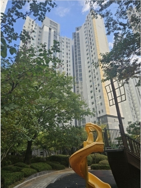 2024타경50559 경기도 김포시 김포한강2로 113, 한강신도시초당마을중흥에스-클래스리버티 304동 14층 1402호 아파트[공급33평형] 경매 이미지