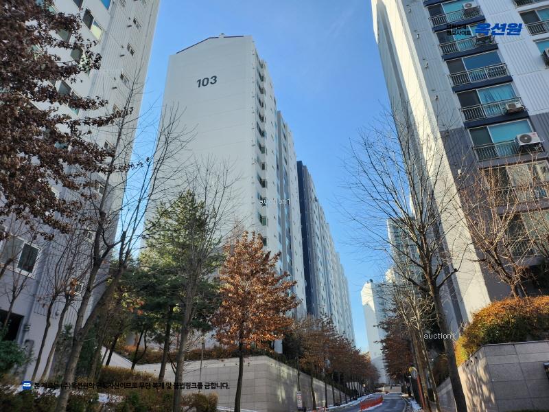 2025타경1547 경기도 김포시 승가로 89, 장릉마을 105동 8층 802호 아파트[공급66평형] 경매 이미지