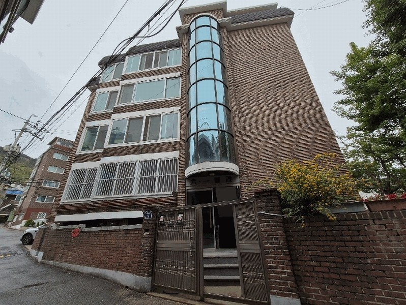 2025타경866 서울특별시 서대문구 세검정로4가길 9, 육일빌라 3층 301호 다세대(빌라)[공급36평형] 경매 이미지