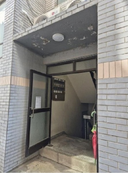2025타경1067 울산광역시 중구 병영8길 38-2, 신화빌라 에이동 2층 301호 다세대(빌라)[공급12평형] 경매 이미지