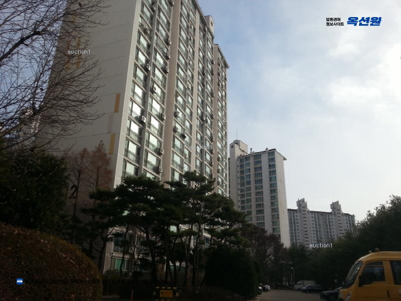 2022타경6453 경기도 수원시 권선구 금곡로73번길 71, 금곡엘지아파트 406동 20층 2004호 아파트 경매 이미지