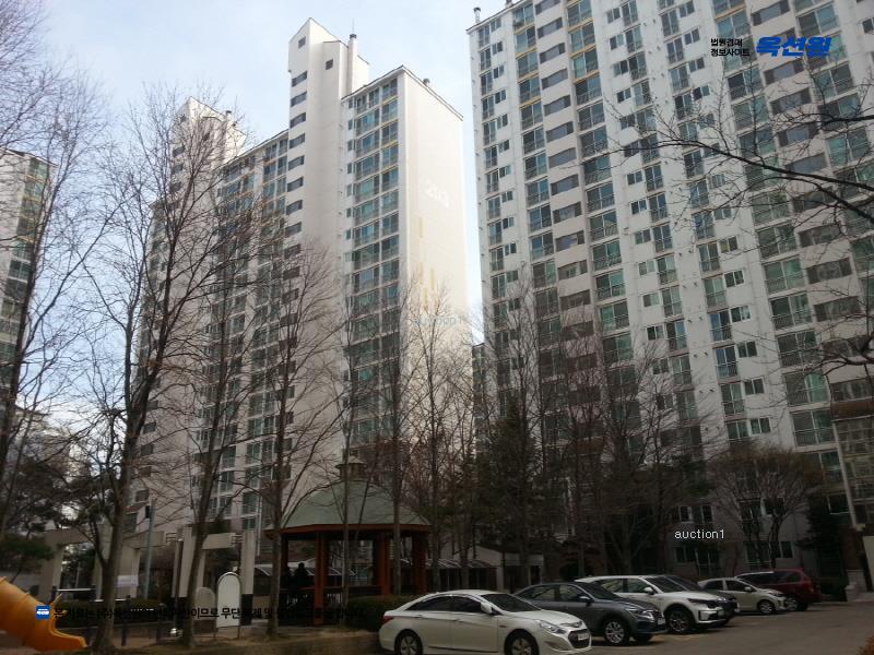 2022타경6453 경기도 수원시 권선구 금곡로73번길 71, 금곡엘지아파트 406동 20층 2004호 아파트 경매 이미지