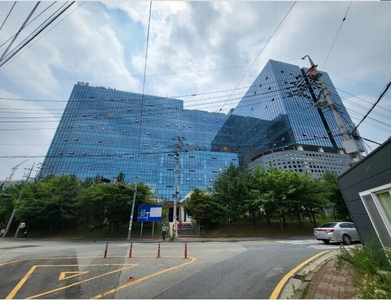 2024타경76234 경기도 오산시 독산성로 425, 더퍼스트타워세교 1층 135호 근린상가 경매 이미지