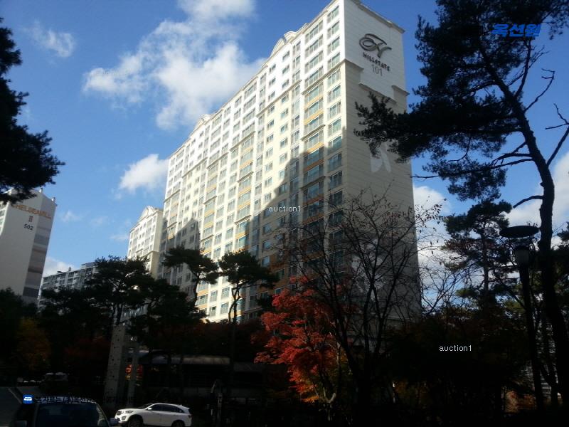 2024타경91882 경기도 용인시 수지구 성복1로 91, 버들치마을성복힐스테이트1차 101동 15층 1504호 아파트[공급51평형] 경매 이미지