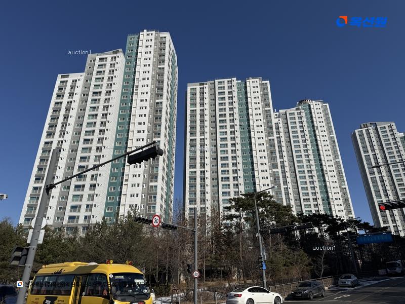 2024타경1209 경기도 수원시 권선구 입북로77번길 62, 서수원레이크푸르지오1단지 104동 25층 2502호 아파트[공급33평형] 경매 이미지