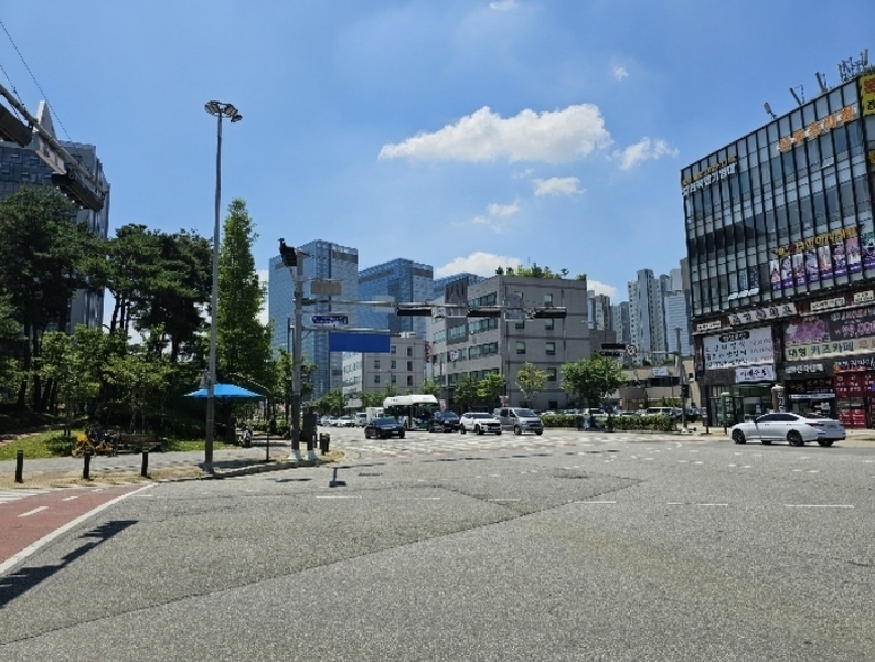 2024타경75064 경기도 용인시 기흥구 서천로201번길 14, 프리미엄원희캐슬기흥서천 1층 엘134호 근린상가 경매 이미지