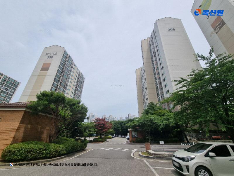 2025타경50055 경기도 용인시 기흥구 사은로126번길 46, 민속마을현대모닝사이드 303동 10층 1003호 아파트[공급62평형] 경매 이미지