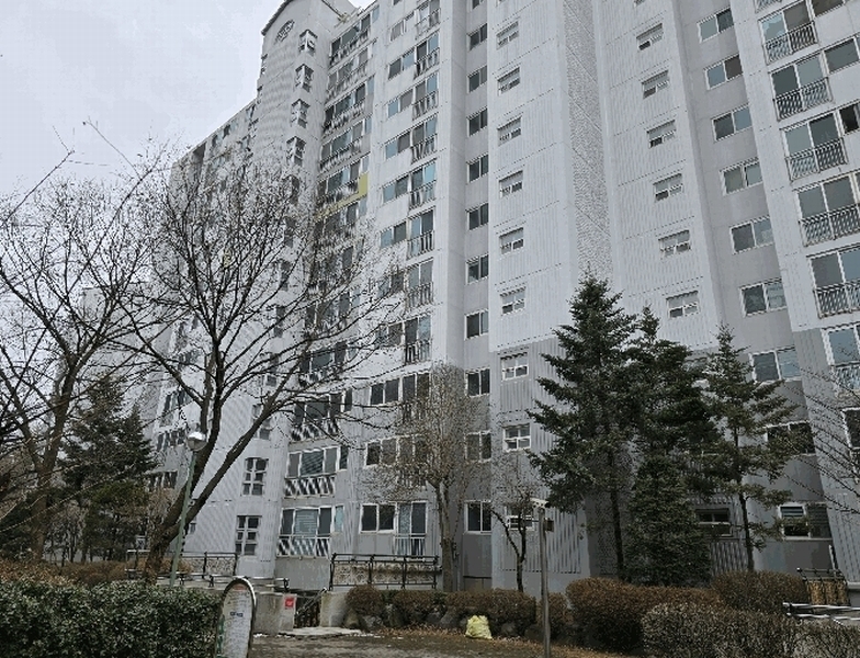 2025타경54821 경기도 용인시 수지구 진산로34번길 29, 진산마을삼성7차아파트 708동 8층 802호 아파트[공급76평형] 경매 이미지