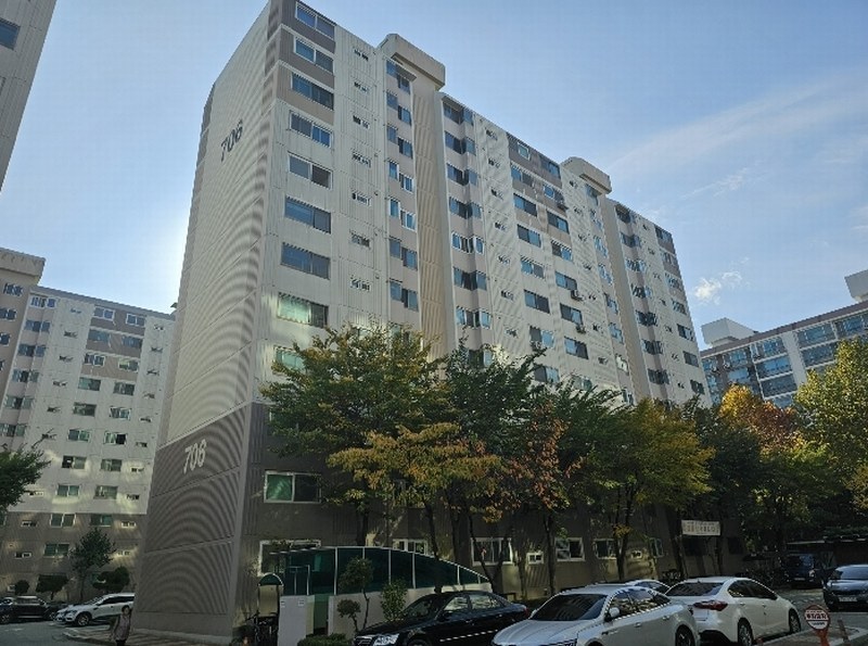 2024타경12018 경기도 수원시 권선구 권중로 82, 신우아파트 706동 2층 201호 아파트[공급31평형] 경매 이미지