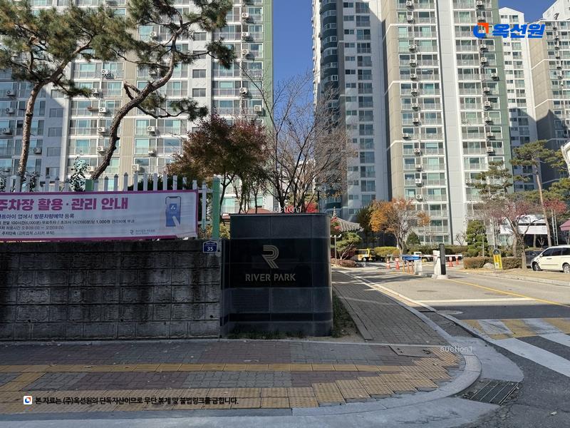 2024타경93000 경기도 수원시 장안구 천천로74번길 35, 북수원리버파크아파트 814동 1층 103호 아파트[공급24평형] 경매 이미지