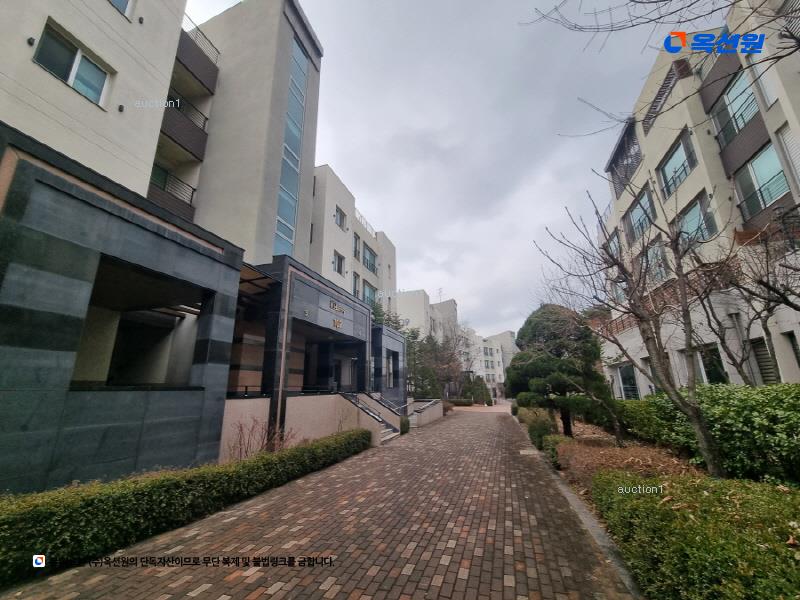 2024타경100496 경기도 용인시 기흥구 동백5로 62, 성산마을남광하우스토리 105동 3층 302호 다세대(빌라)[공급104평형] 경매 이미지