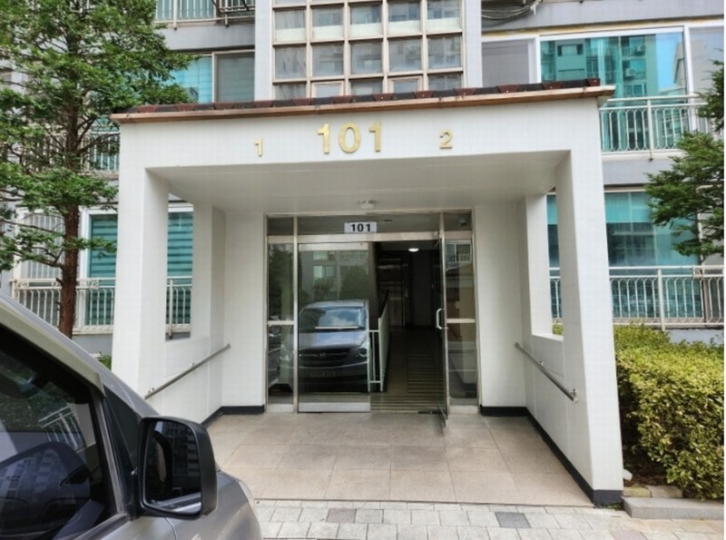 2024타경80776 경기도 수원시 권선구 매실로19번길 19, 쌍용아파트 101동 1층 101호 아파트[공급32평형] 경매 이미지