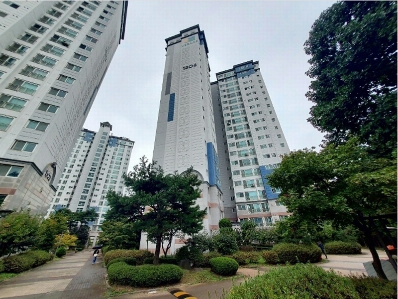 2024타경10647 경기도 화성시 향남읍 행정중앙1로 95, 향남시범살구꽃마을한일베라체아파트 1306동 12층 1204호 아파트[공급45평형] 경매 이미지