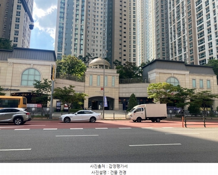 2024타경10302 경기도 수원시 영통구 광교호수공원로 277, 광교중흥에스클래스판매시설 지1층 비1-133호 근린상가 경매 이미지