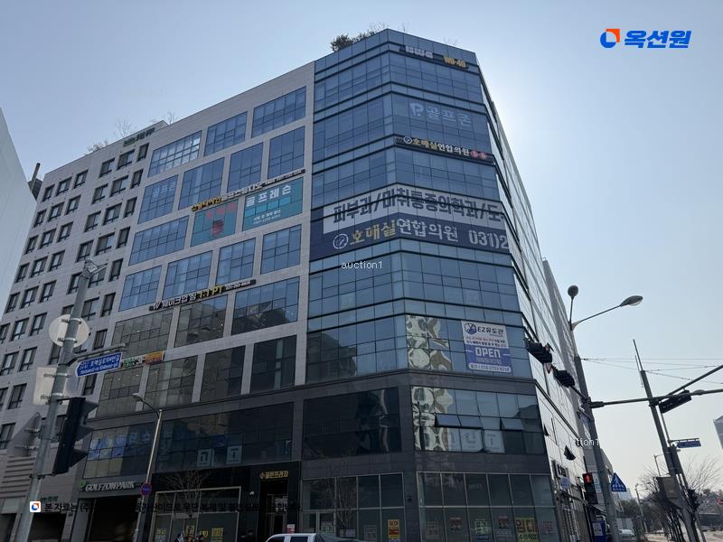 2025타경52358 경기도 수원시 권선구 호매실로104번길 18, 골든프라자주건축물 1동 2층 203호 근린상가 경매 이미지