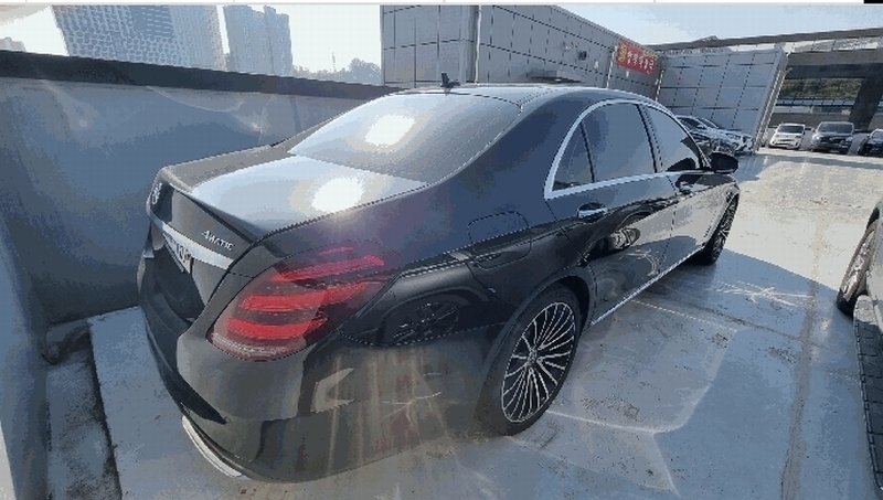2025타경58474 경기도 용인시 기흥구 영덕동 1123-1 S400 4Matic L 경매 이미지