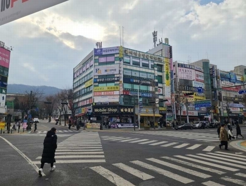2024타경70796 경기도 성남시 분당구 불정로 260, 장터조합상가 지하층 101호 근린상가 경매 이미지
