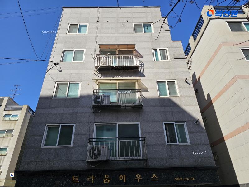 2025타경9776 서울특별시 양천구 남부순환로75길 3, 트라움하우스 5층 502호 다세대(빌라)[공급10평형] 경매 이미지