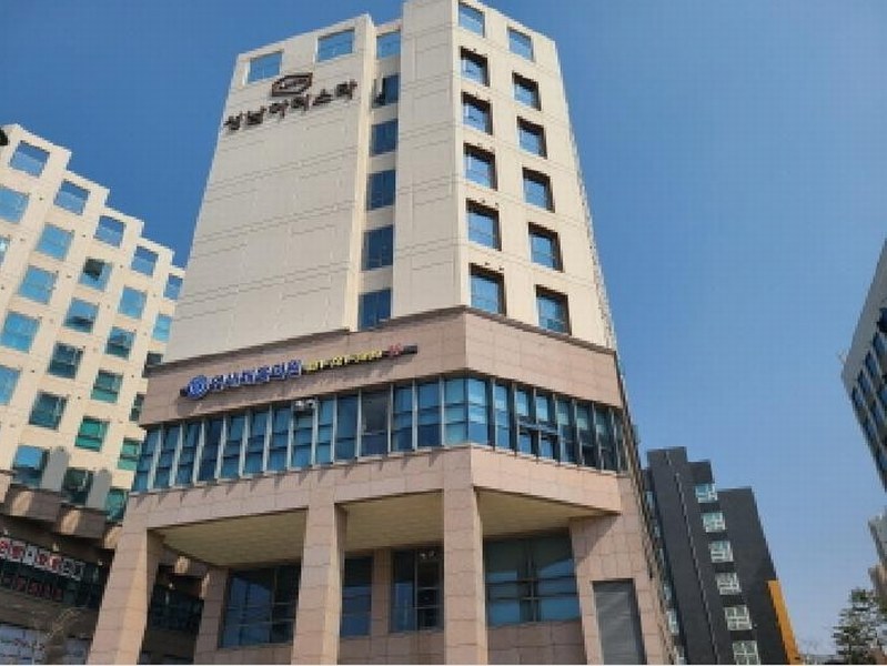 2025타경51734 경기도 성남시 중원구 둔촌대로80번길 3-10, 성남아리스타 1층 104호 근린상가 경매 이미지