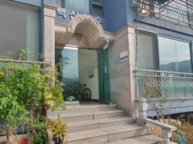 2024타경68953 경기도 광주시 이배재로 426-7, 백산맨션 A동 4층 401호 다세대(빌라)[공급24평형] 경매 이미지