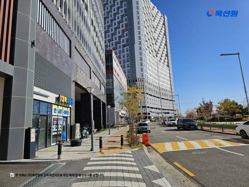 2025타경52112 경기도 안산시 단원구 반달섬1로 88, 마리나아일랜드 1층 115호 근린상가 경매 이미지