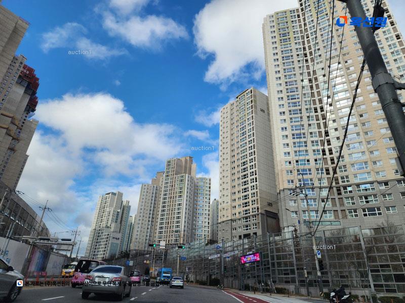 2024타경5207 부산광역시 남구 수영로 135, 대연롯데캐슬레전드1단지 101동 5층 504호 아파트[공급17평형] 경매 이미지