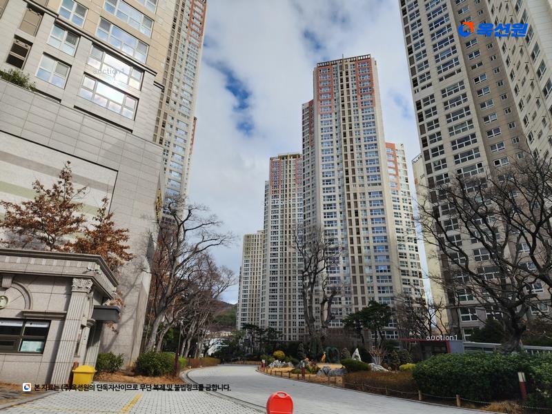 2024타경5207 부산광역시 남구 수영로 135, 대연롯데캐슬레전드1단지 101동 5층 504호 아파트[공급17평형] 경매 이미지