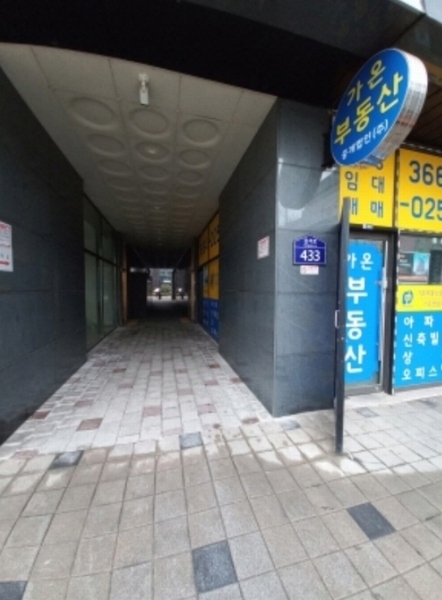 2024타경1542 서울특별시 강서구 강서로 433, 마곡오드카운티2차 1층 127호 근린상가 경매 이미지