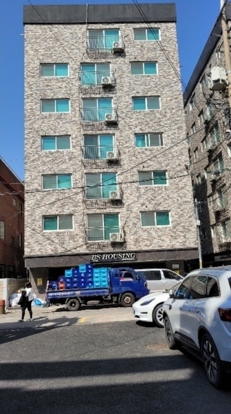 2024타경108382 서울특별시 양천구 남부순환로35길 13, 비에스하우징 101동 3층 304호 근린상가 경매 이미지