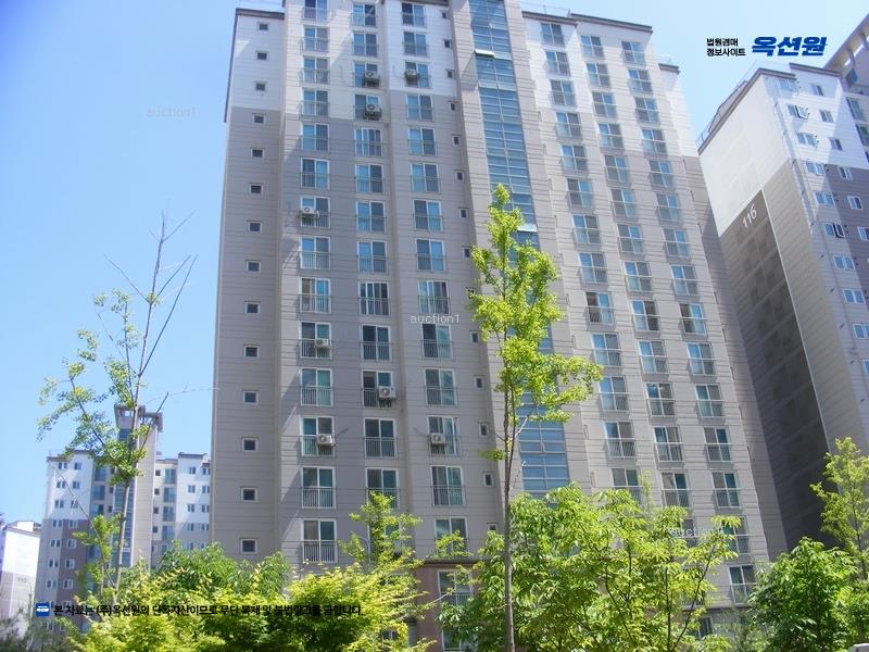 2025타경42327 경기도 안성시 공도로 150경기도 안성시 공○○○○, 케이씨씨스위첸 115동 17층 1702호케이씨씨○○ 아파트[공급63평형] 경매 이미지