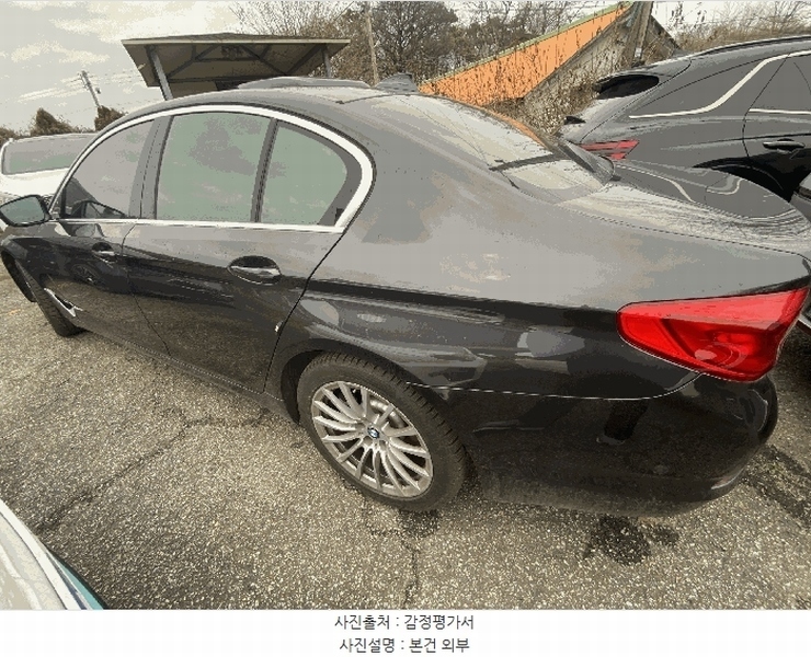 2025타경42874 경기도 평택시 죽백동 22-11, 평택물품보관소 BMW 520i Luxury 경매 이미지
