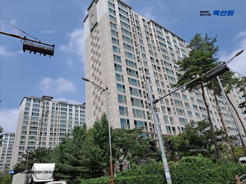 2025타경41861 경기도 안성시 공도로 150, 케이씨씨스위첸 109동 19층 1902호 아파트[공급32평형] 경매 이미지
