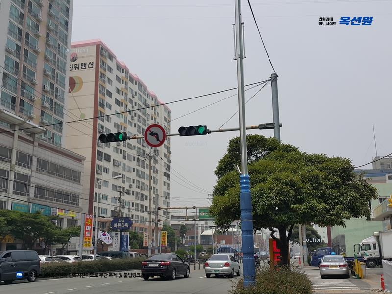 2025타경670 부산광역시 서구 충무대로 185, 대진타워맨션 3층 303호 아파트[공급36평형] 경매 이미지