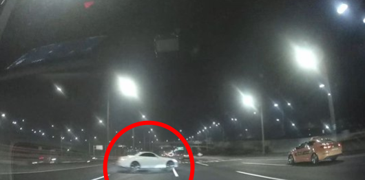 시속 180km로 칼치기 하다가 사고 낸 운전자... "스트레스 풀려고"